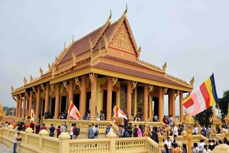 Chùa Khmer trong không gian Làng Văn hóa-du lịch các dân tộc Việt Nam là nơi diễn ra Đại lễ dâng Y Kathina.